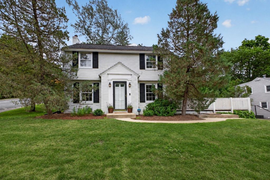 804 14th Avenue SW, Rochester, MN 55902