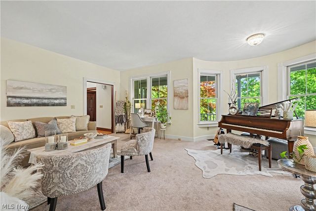 8851 Spring Valley Drive, Broadview Heights, OH 44147
