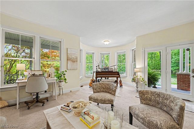 8851 Spring Valley Drive, Broadview Heights, OH 44147