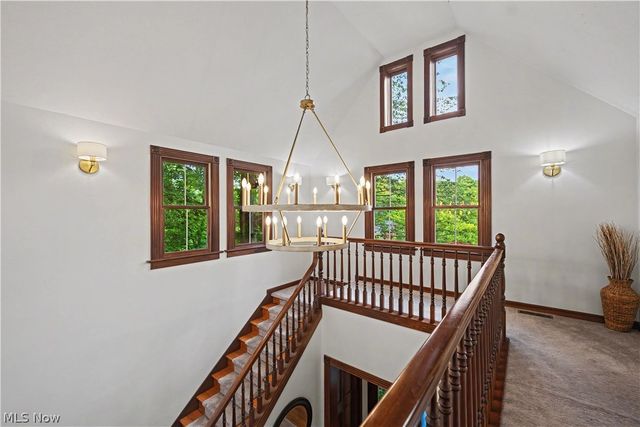 8851 Spring Valley Drive, Broadview Heights, OH 44147