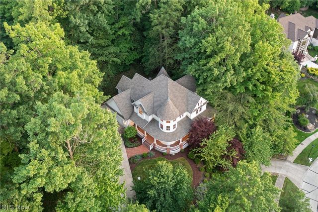 8851 Spring Valley Drive, Broadview Heights, OH 44147