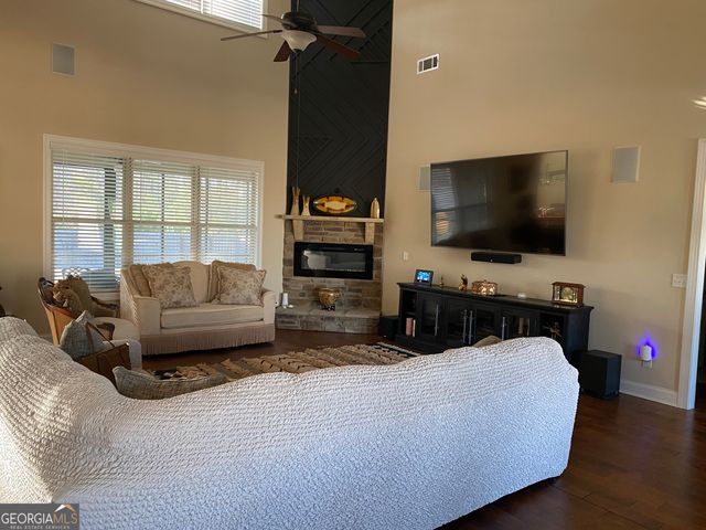 156 Elkins Boulevard, Locust Grove, GA 30248