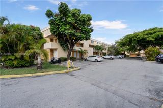 9371 Fontainebleau Blvd I204, Miami, FL 33172