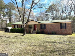 92 Camellia Drive, Forsyth, GA 31029