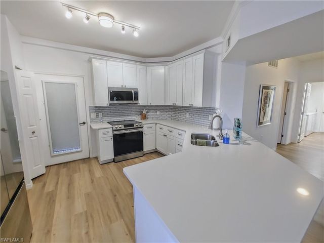 1788 Concordia Lake CIR 2703, Cape Coral, FL 33909