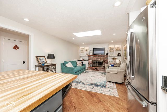 732 College Way, Carmel, IN 46032