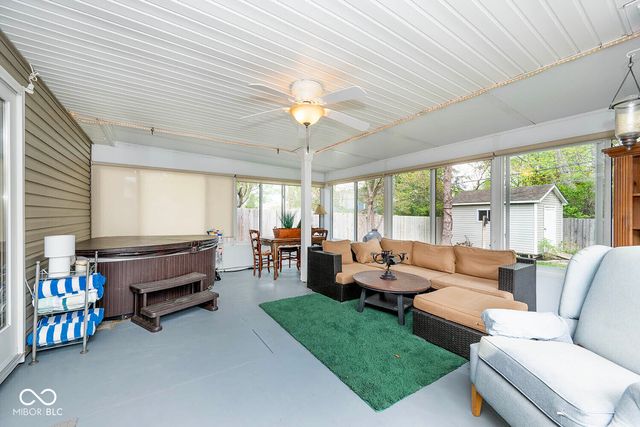 732 College Way, Carmel, IN 46032