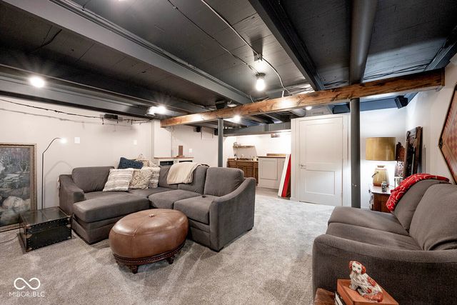 732 College Way, Carmel, IN 46032