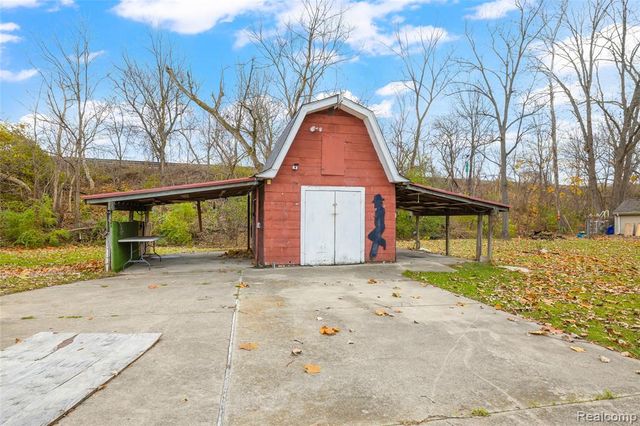 35855 Herman Street, Romulus, MI 48174