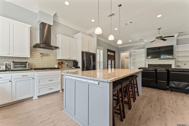 9508 W Blount Rd, Denham Springs, LA 70706