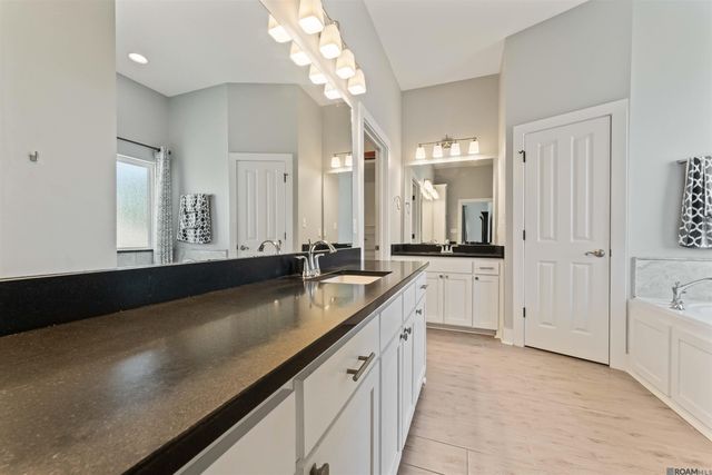 9508 W Blount Rd, Denham Springs, LA 70706