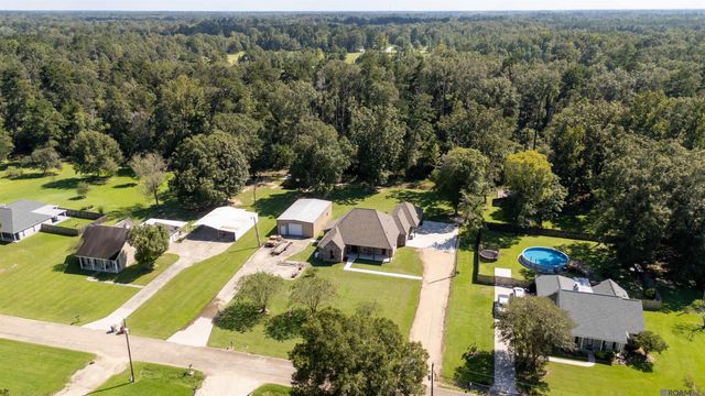 9508 W Blount Rd, Denham Springs, LA 70706