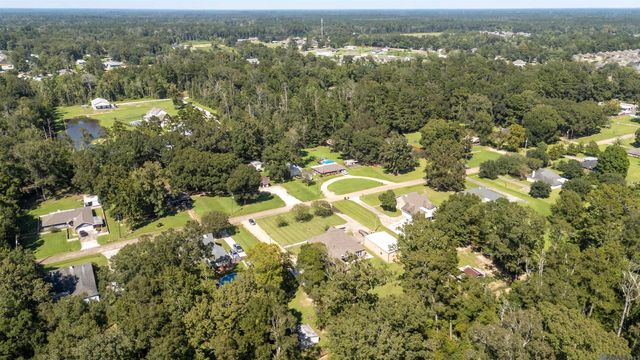 9508 W Blount Rd, Denham Springs, LA 70706