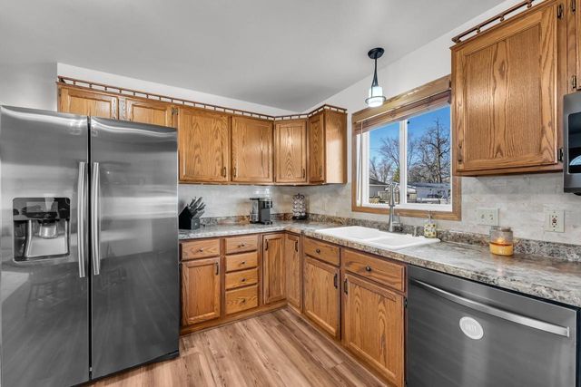 2420 Marshall SQUARE, Kansasville, WI 53139