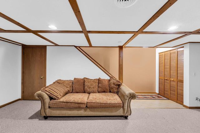 2420 Marshall SQUARE, Kansasville, WI 53139