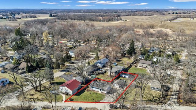 2420 Marshall SQUARE, Kansasville, WI 53139