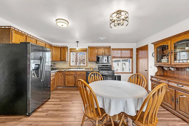 2420 Marshall SQUARE, Kansasville, WI 53139