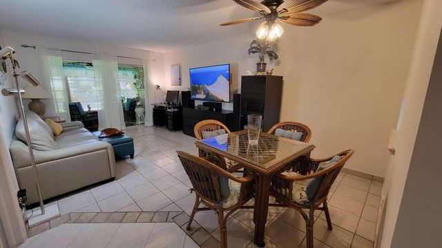 3001 NW 46TH Avenue 104, Lauderdale Lakes, FL 33313