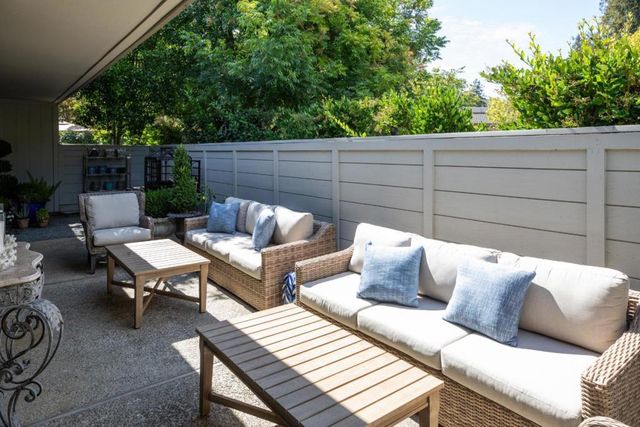 65 Bay Tree Lane, Los Altos, CA 94022