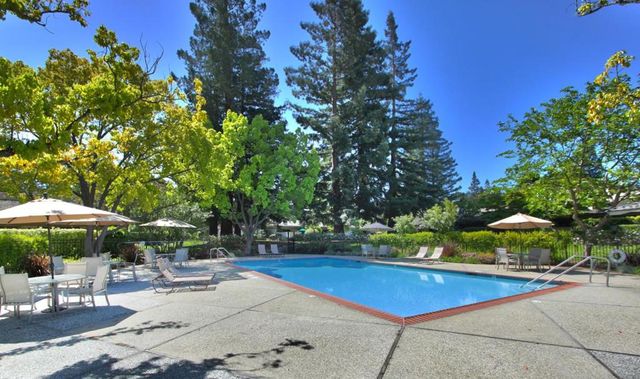 65 Bay Tree Lane, Los Altos, CA 94022