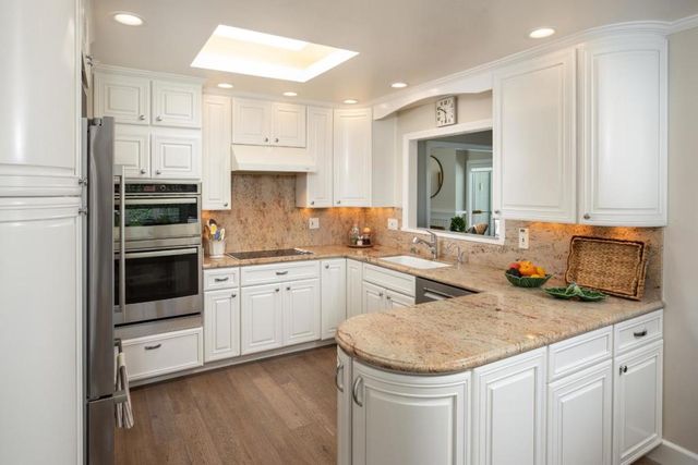 65 Bay Tree Lane, Los Altos, CA 94022