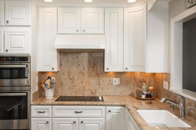65 Bay Tree Lane, Los Altos, CA 94022