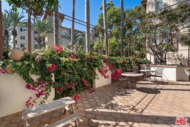 5935 Playa Vista Drive 113, Los Angeles, CA 90094