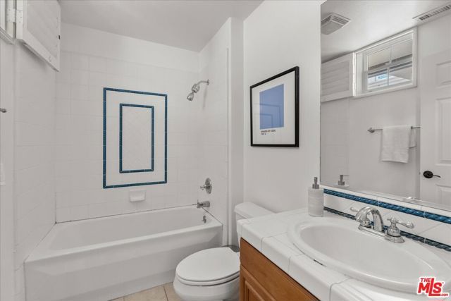 5935 Playa Vista Drive 113, Los Angeles, CA 90094