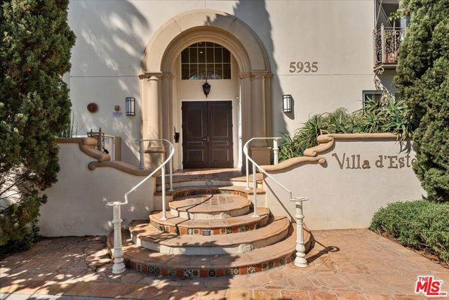 5935 Playa Vista Drive 113, Los Angeles, CA 90094