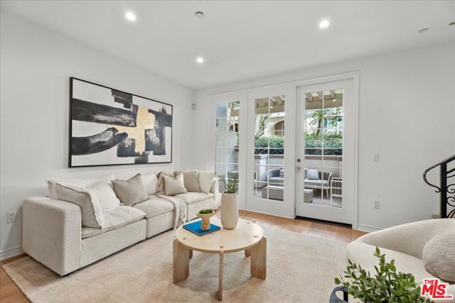 5935 Playa Vista Drive 113, Los Angeles, CA 90094