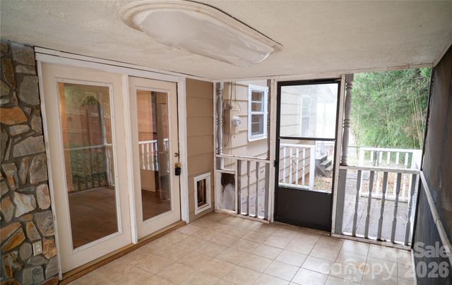 813 Severt Circle, Lenoir, NC 28645