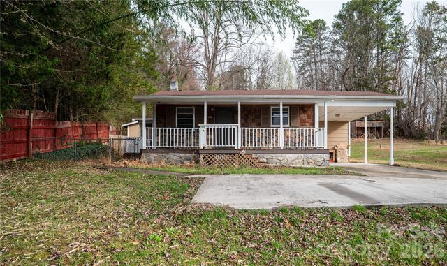 813 Severt Circle, Lenoir, NC 28645