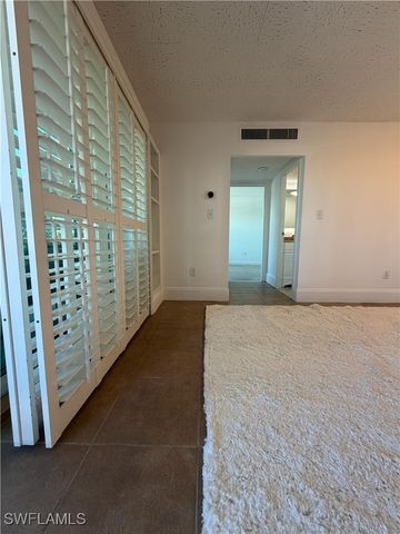 2350 W 1st ST 303, Fort Myers, FL 33901