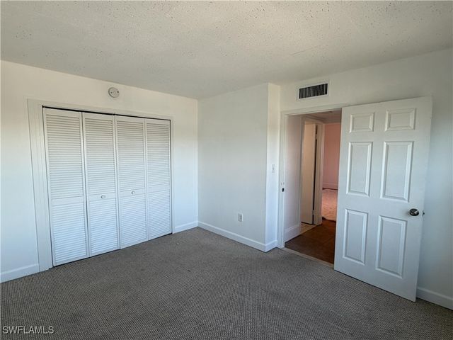 2350 W 1st ST 303, Fort Myers, FL 33901