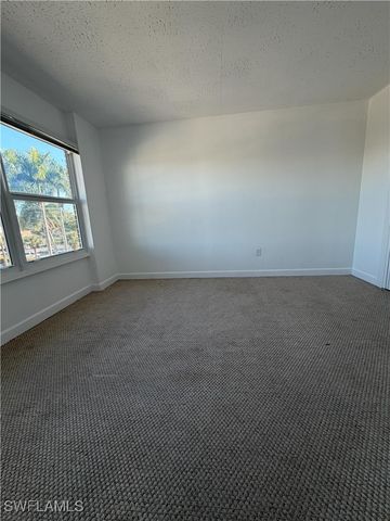 2350 W 1st ST 303, Fort Myers, FL 33901