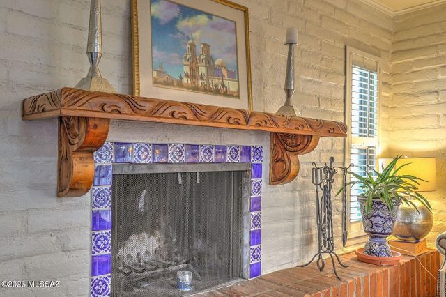 5515 N Via Entrada, Tucson, AZ 85718