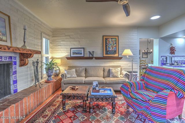 5515 N Via Entrada, Tucson, AZ 85718