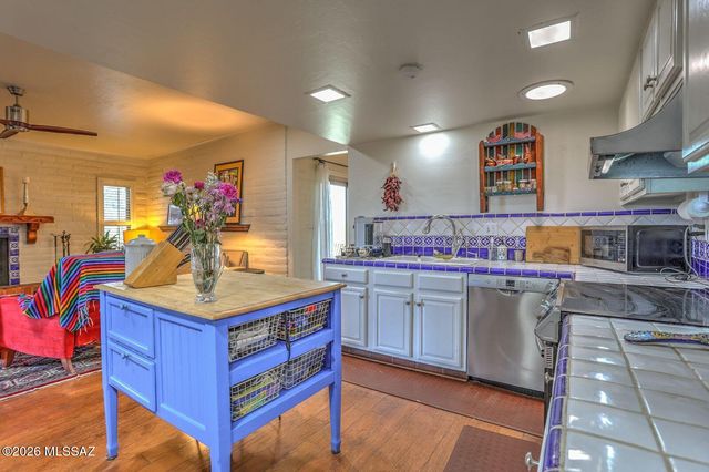 5515 N Via Entrada, Tucson, AZ 85718