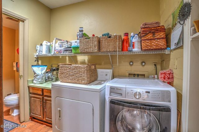5515 N Via Entrada, Tucson, AZ 85718