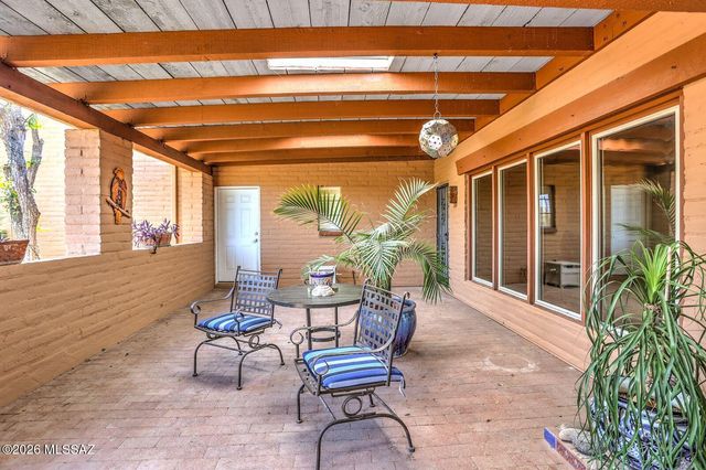 5515 N Via Entrada, Tucson, AZ 85718
