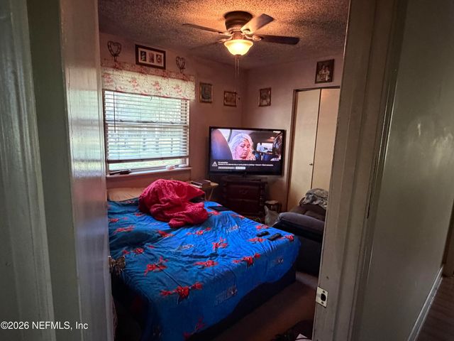 4256 HALL BOREE Road, Middleburg, FL 32068