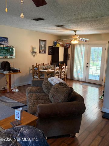 4256 HALL BOREE Road, Middleburg, FL 32068