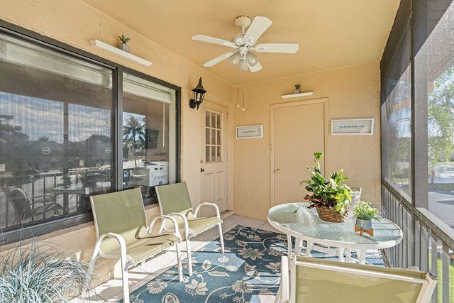 236 PINE HOV Circle D-2, Greenacres, FL 33463