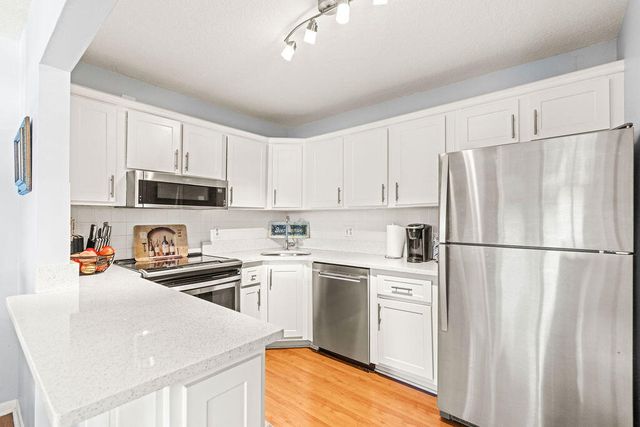 236 PINE HOV Circle D-2, Greenacres, FL 33463
