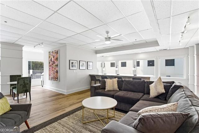 275 13th Street 209, Atlanta, GA 30309