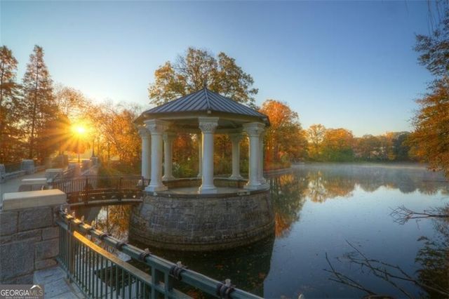 275 13th Street 209, Atlanta, GA 30309