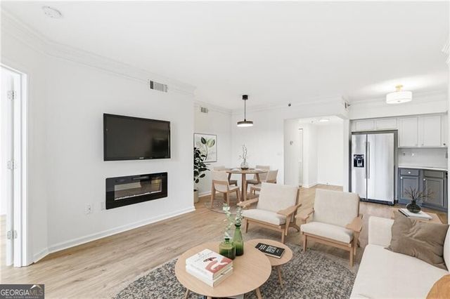 275 13th Street 209, Atlanta, GA 30309