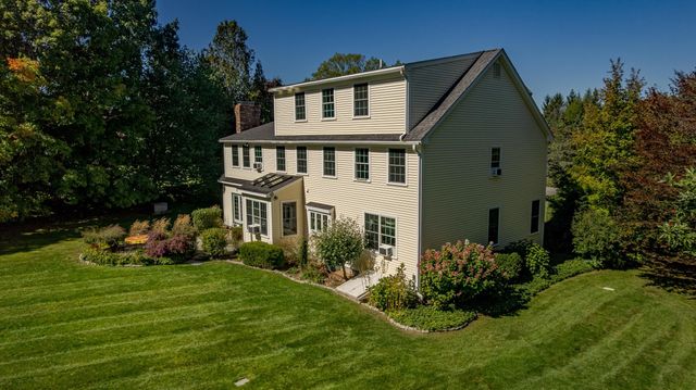 97 Tidewater Farm Road, Stratham, NH 03885