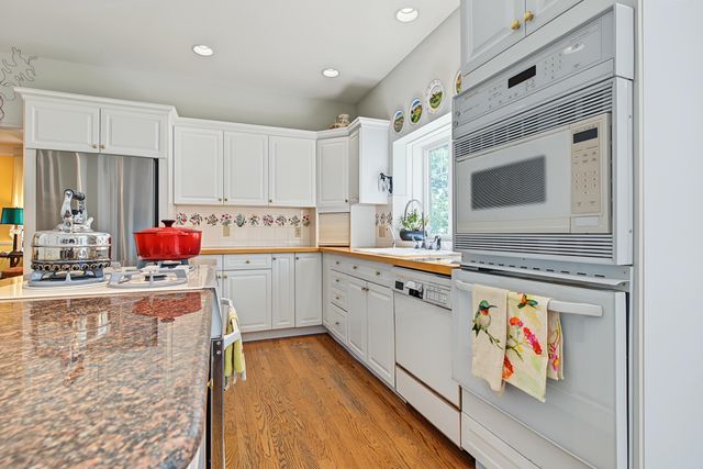 97 Tidewater Farm Road, Stratham, NH 03885