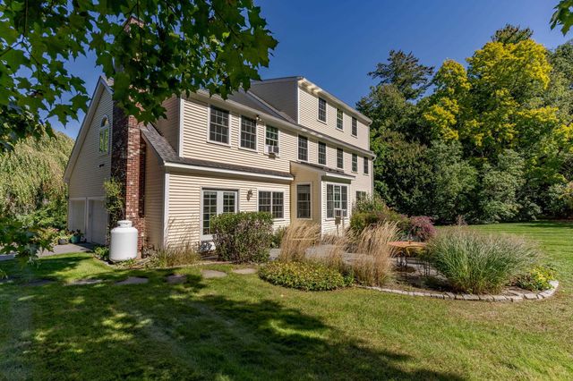 97 Tidewater Farm Road, Stratham, NH 03885